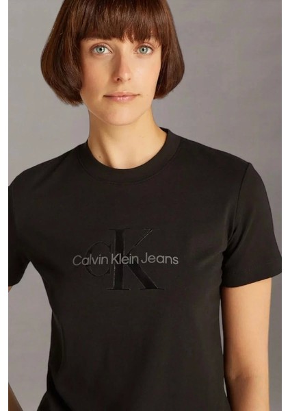 Glossy Monologo Regular Tee