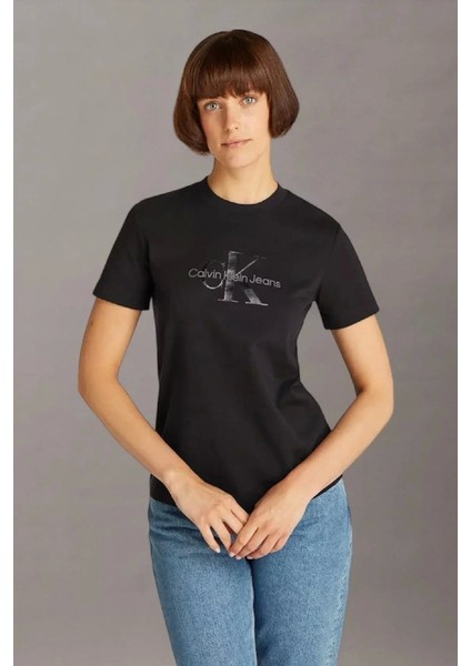 Glossy Monologo Regular Tee