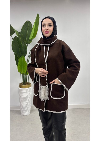 Şal Yaka Biyeli Kaşe Hırka