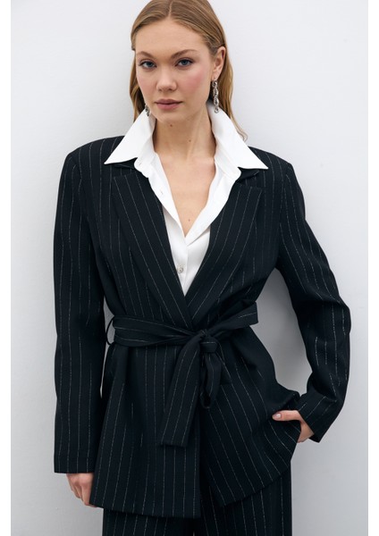 Simli Çizgili Kuşaklı Ceket - Siyah Çizgili fırsatları