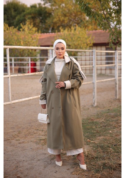 Kadın Kruvaze Yaka Kaban