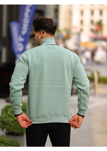 Boğazlı Cepli Üç Iplik Sweat fırsatları