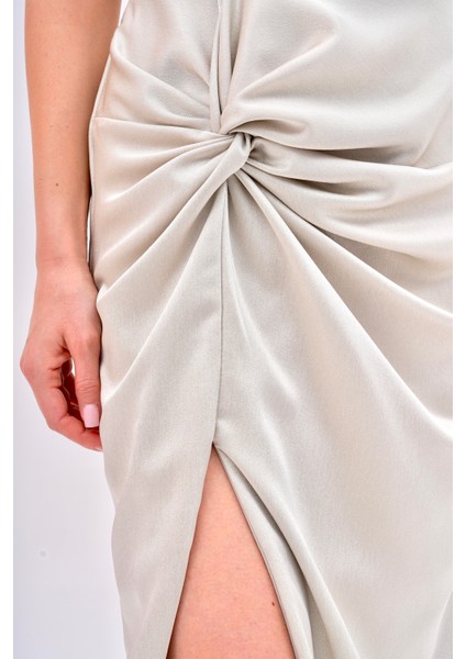 Önden Yırtmaçlı Tasarım Abiye indirimleri