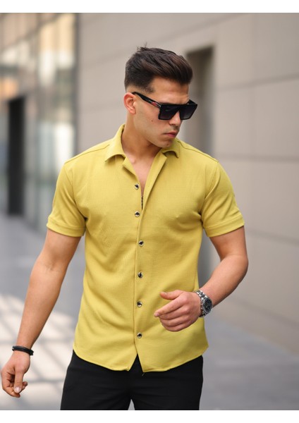 Erkek Yazlık Likralı Slim Fit Gömlek Yaka Kısa Kollu Gömlek