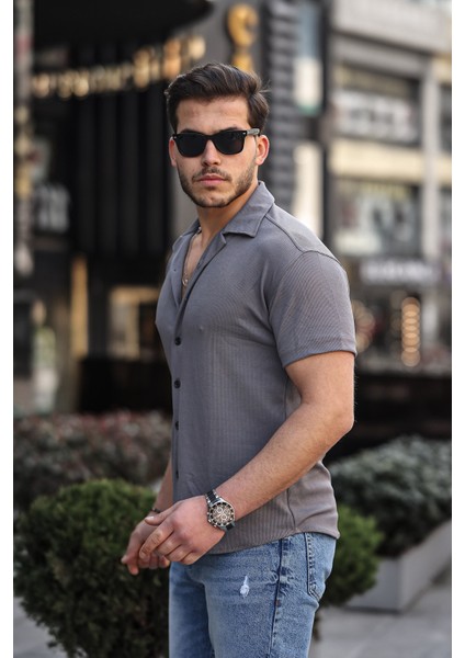 Erkek Yazlık Likralı Slim Fit Gömlek Yaka Kısa Kollu Gömlek