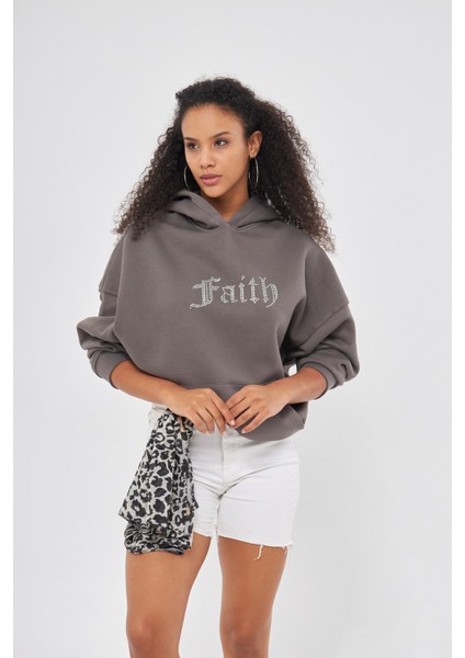 Faith Yazılı Taş Baskılı Kapüşonlu Içi Polar Oversize Füme Sweatshirt
