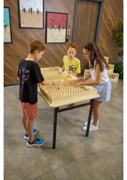 Çivi Futbol – Masa Oyunu, Ofis/okul Ortak Alanlar Için Oyunlar fırsatları