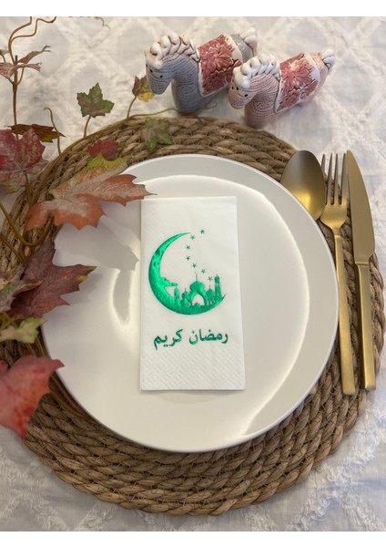 Yeşil Yaldızlı Beyaz Ay Desenli Arapça Ramadan Kerim Garson Katlama Peçete 16 Lı