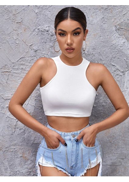 Beyaz Renk Halter Yaka Düz Desensiz Likralı Slim Fit Crop Top Bluz