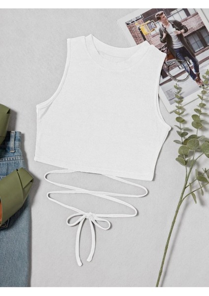 Beyaz Renk Bisiklet Yaka Düz Desensiz Likralı Ipli Fitilli Kaşkorse Crop Top Bluz