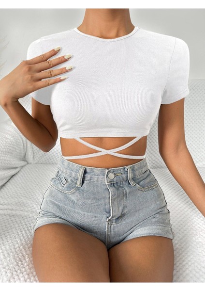 Beyaz Renk Bisiklet Yaka Düz Desensiz Likralı Ipli Fitilli Kaşkorse Crop Top Kısa Kollu Bluz