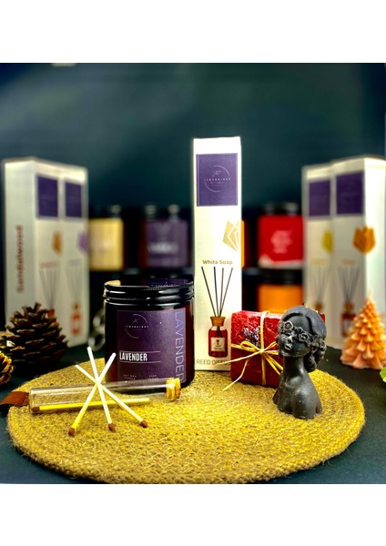 Stworkshop Doğal Hediye Seti: Amber Kokulu 500GR Mum, 130GR Hatay El Yapımı Kantaron Sabunu, Kokulu Kadın Figürlü Mum 8cm ve 100ML Bambu Çubuk Oda Kokusu ''cam Tüp Içinde Kibrit'' modelleri