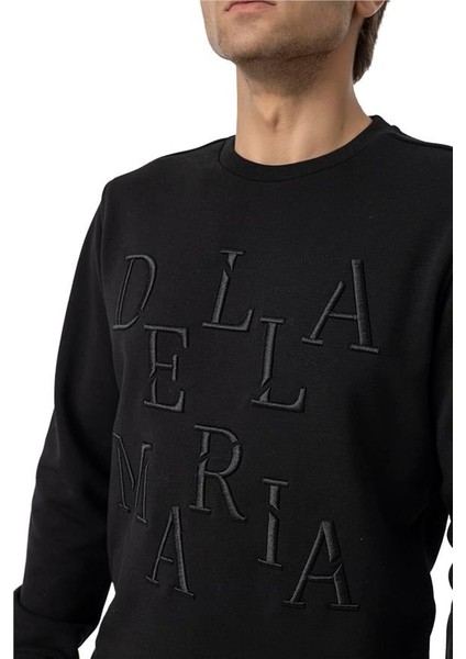 Black Sweatshirt