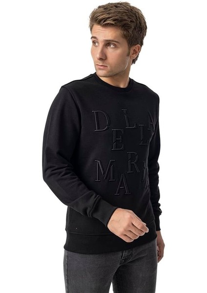 Black Sweatshirt