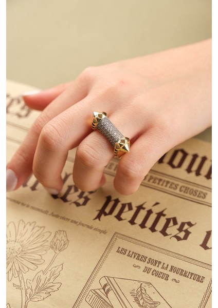 Gold Özel Tasarım Zirkon Taşlı Modern Yüzük