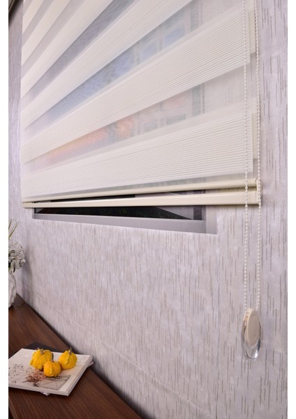 Krem Hun Micro Plise Etek Dilimsiz Zebra Stor Güneşlik Perde fırsatları