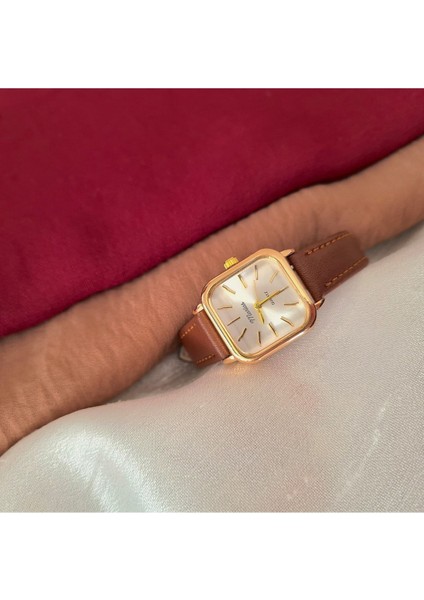 Retro Kadın Kol Saati Vintage Tasarım Gold Rengi Açık Kahverengi Camel fırsatları