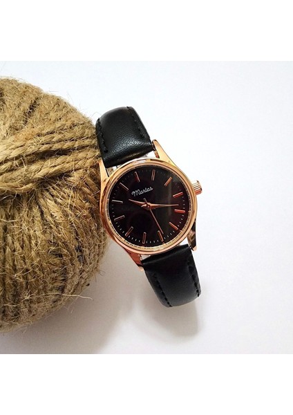 Retro Kadın Kol Saati, Vintage Minimal, Rose Gold Renk, Çizgili Kadran, Siyah Kordon
