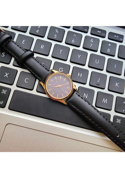 Retro Kadın Kol Saati, Vintage Minimal, Rose Gold Renk, Çizgili Kadran, Siyah Kordon modelleri