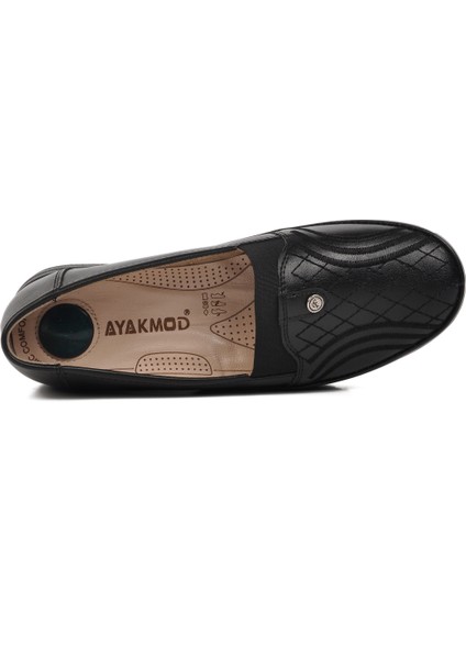 Siyah Kadın Günlük Ayakkabı fırsatları