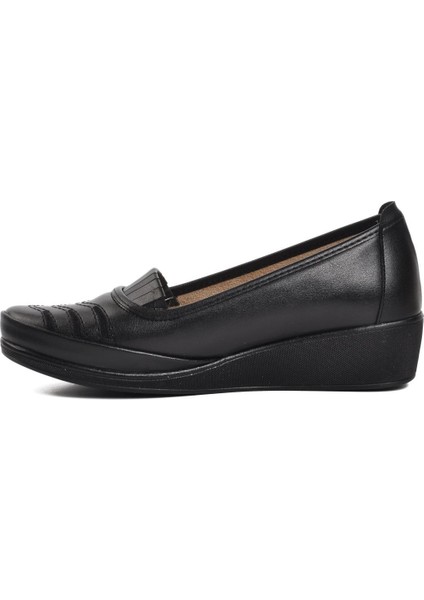 Deri Siyah Kadın Günlük Ayakkabı fiyatları