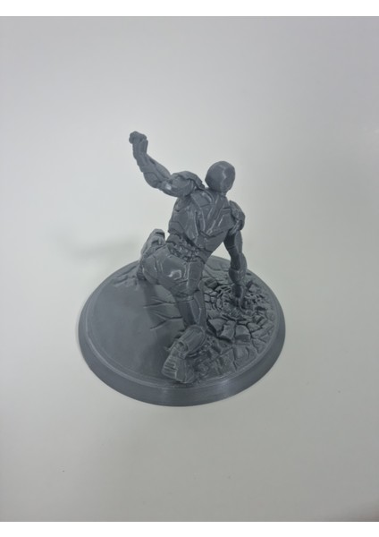 Iron Man Duruş Büst 3D Baskı