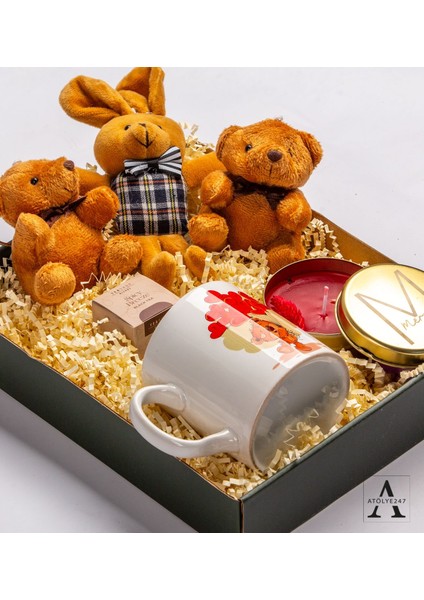 Kişiye Özel Best Friends Hediye Seti- 2 Adet Ayıcık Anahtarlık- Tavşan Anahtarlık- Gold Mum- Tea Bag Müslin Çay- Özel Tasarım Baskılı Kupa fiyatları