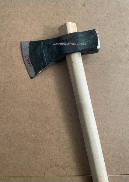 Aki Dövme Çelik Odun Kırma Baltası Odun Yarma Baltası El Yapımı 2800GR Saplı fiyatları