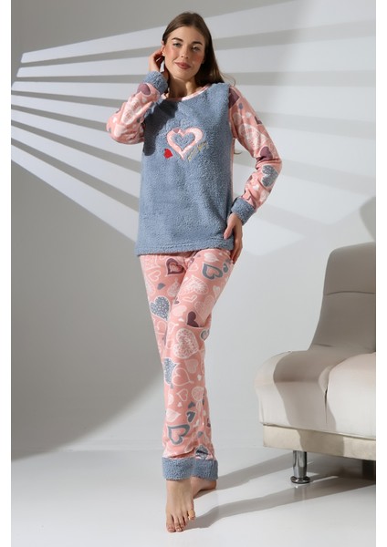 Önü Soft Kalp Desenli Polar Kadın Pijama Takımı VG079