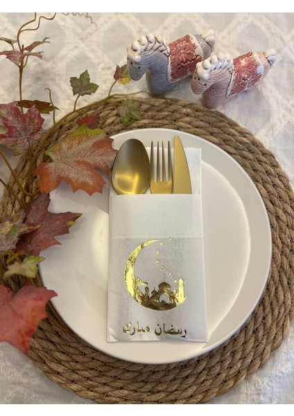 Gold Yaldızlı Beyaz Arapça Ay Desenli Ramadan Mübarek Cepli Peçete 12'li 40x40
