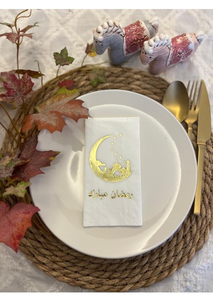 Gold Yaldızlı Beyaz Ay Desenli Arapça Ramadan Mubarek Garson Katlama Peçete 16'lı