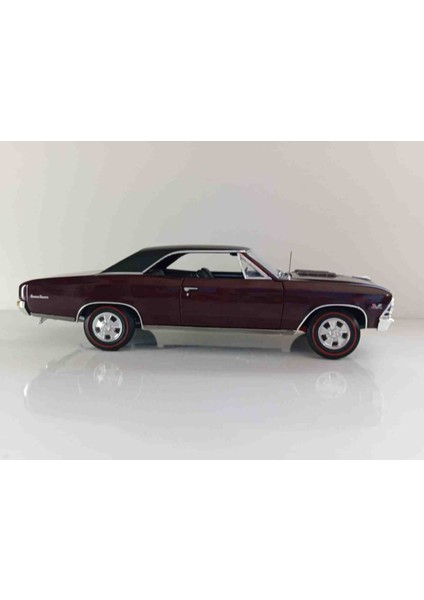 Dianomi Autoworld 1:18 1966 Chevrolet Chevelle Ss 396 ( Diecast Metal Model)