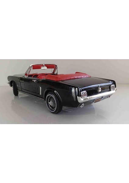 Dianomi Autoworld 1:18 Ölçek 1964 Ford Mustang  Convertible Diecast Metal Model)