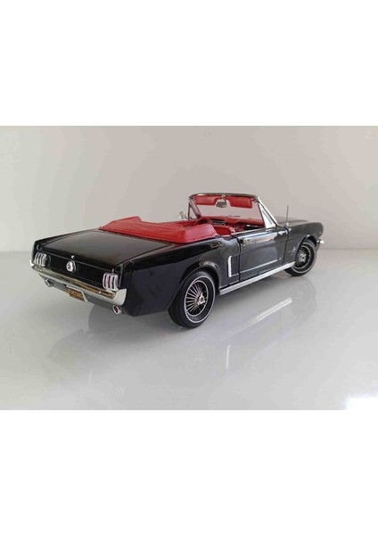 Dianomi Autoworld 1:18 Ölçek 1964 Ford Mustang  Convertible Diecast Metal Model)