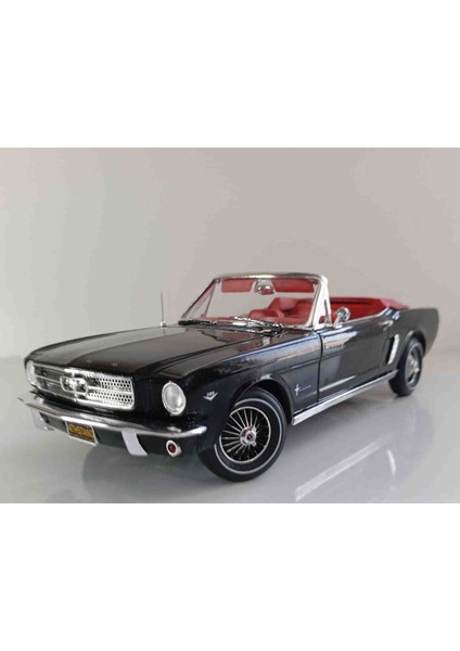 Dianomi Autoworld 1:18 Ölçek 1964 Ford Mustang  Convertible Diecast Metal Model)