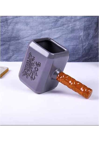 Thor\'un Çekici Tasarımlı Kupa Bardak
