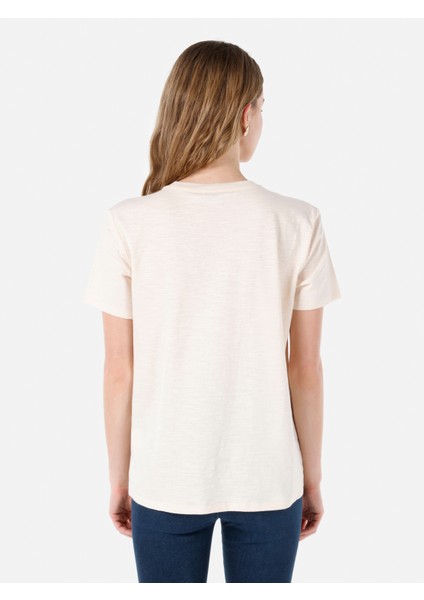 Regular Fit Yuvarlak Yaka Kadın Ekru Kısa Kol Tişört Cl1067938