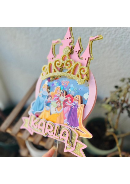 Prensesler Temalı Kız Çocuk Doğum Günü İsme Özel Kişiselleştirilebilir 3D Pasta Parti Süsü (24X17cm) modelleri