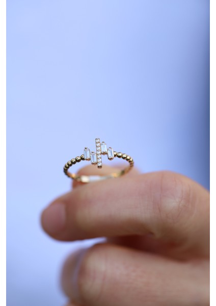 14 Ayar Altın Çapraz Baget Taşlı Ince Yüzük fırsatları