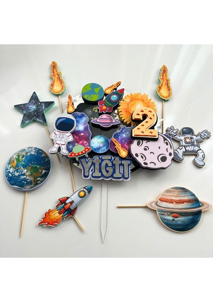 Uzay Astronot Temalı Erkek Çocuk Doğum Günü Isme Özel 3D Pasta Parti Süsü Seti