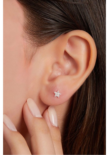 Tekno Trust Kadın Minimal Yıldız Model 925 Ayar Gümüş Küpe