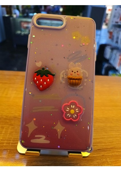 iPhone 7 Plus/8 Plus Uyumlu Kabartma Figürlü Darbe Korumalı Kapak Çilek Kılıf