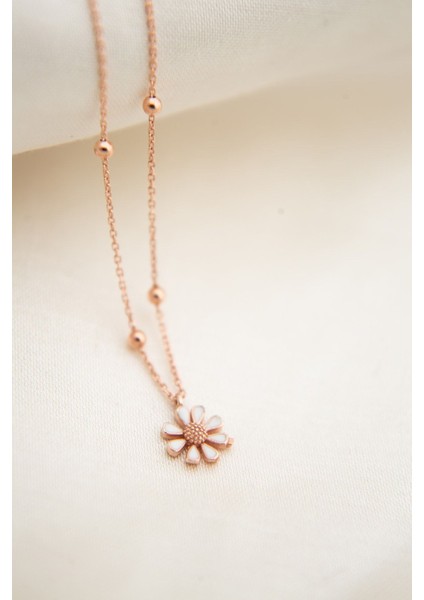 Tekno Trust Kadın Papatya Model 925 Ayar Gümüş Kolye modelleri