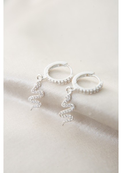 Tekno Trust Kadın Yılan Model 925 Ayar Gümüş Küpe modelleri