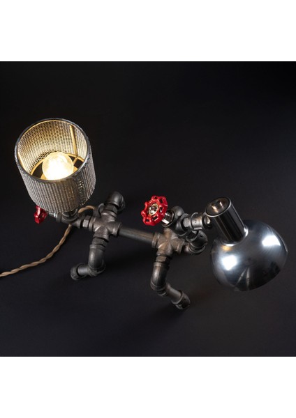 Vintage Retro Endüstriyel Tarzda Metal Masa Lambası - Modern ve Rustik Masa Üstü Aydınlatma - 13