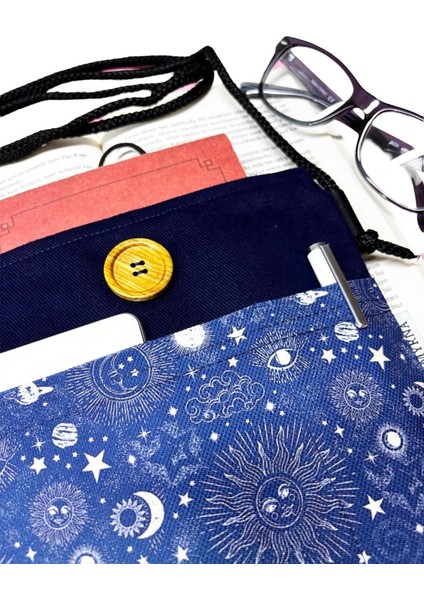 Askılı - Kitap / Tablet / Ebook Çantası – Çıkarılabilir Askı ( Celestial , Ay , Güneş , Astroloji ) fırsatları