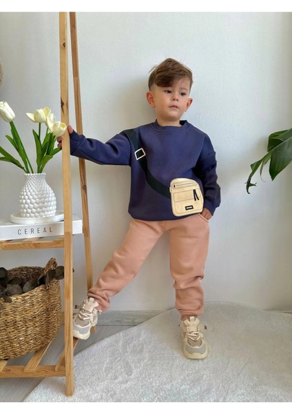 Çanta Detaylı Kışlık Erkek Çocuk Tarz Eşofman Takımı fiyatları