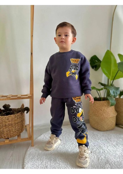 Duffy Duck Detaylı Kışlık Erkek Çocuk Tarz Eşofman Takımı fiyatları