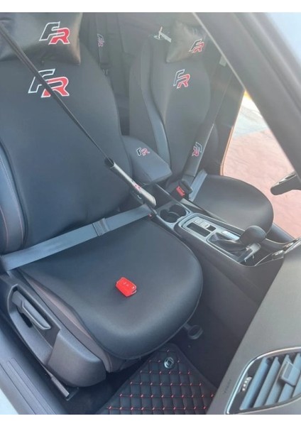 Seat Leon Fr Logolu 2013/2020 Siyah Ön Minder Takımı (Arkası Yoktur)