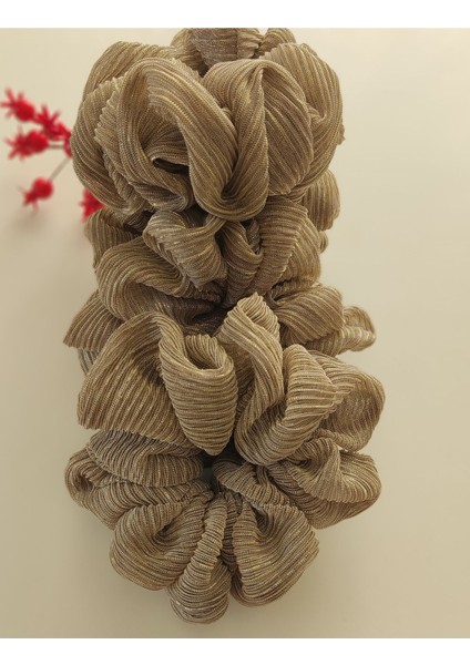 Bloom Gold Scrunchie Toka